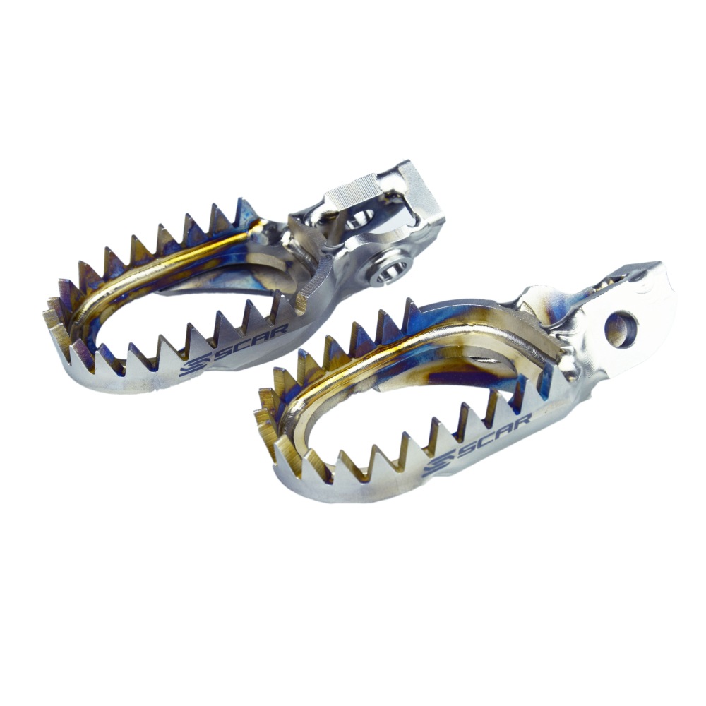 Footpegs titanium Scar Husqvarna 450 FE (17-23) Anti-Mud S5517AM